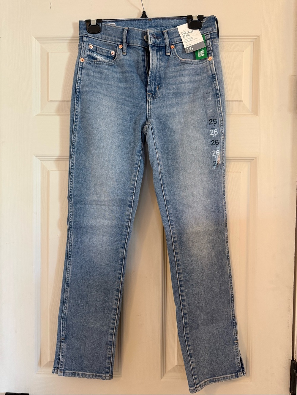 GAP Straight Leg Light Blue Jeans - Women's